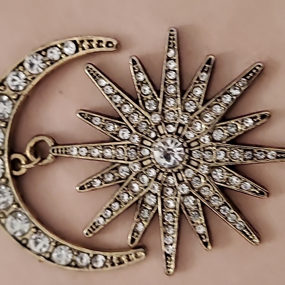 Star & Moon boho inspired earings. - Picture 3 of 4